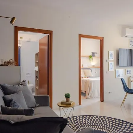 Modern Flat With Light And Sun On The Sweet Terrace *